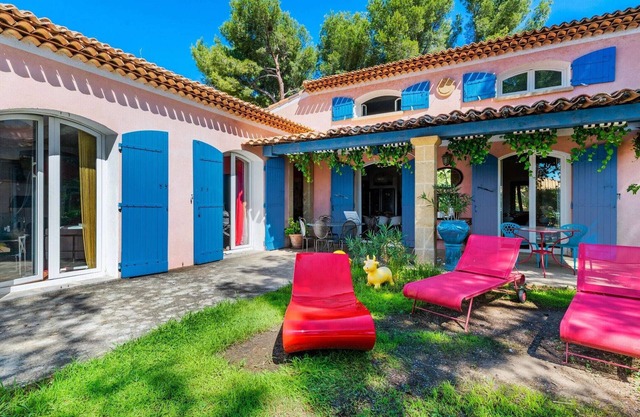 Villa in Martigues near Mediterranean Beach