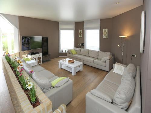 Villa in Middelkerke near the Beach
