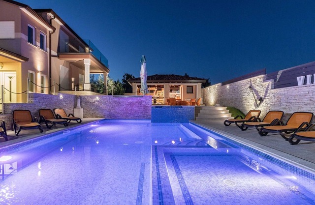 Villa in Valtura near Roman Amphitheater