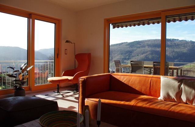 Villa Jasch - your perfect retreat over Moselle valley