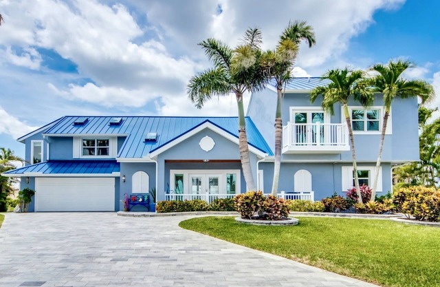 Villa Key West - luxury villa in a fantastic location with great water views