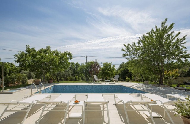 Villa Klara - Four Bedroom Villa, Sleeps 8