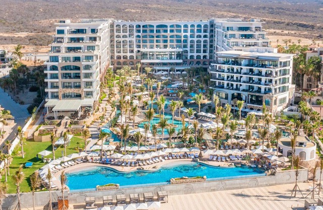 Villa La Valencia Los Cabos - 2 Bedroom Suite