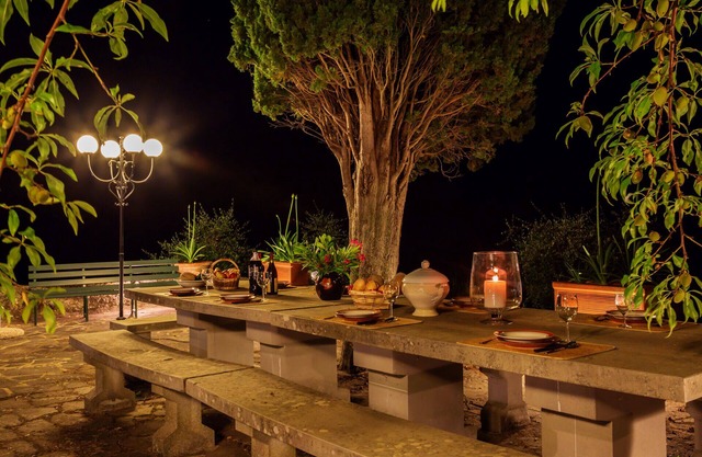 Villa Le Liscaie, private villa with pool in the Crete Seseni area. A/C & Wi-Fi!