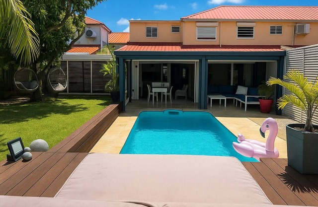 Villa Les Colibris - Ideal for families, Swimming pool