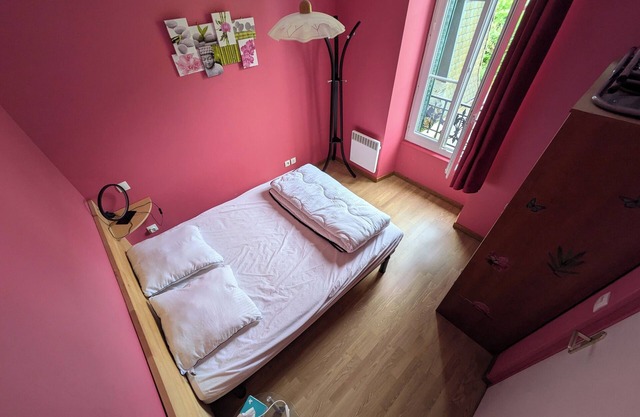 Villa Les Lutins, Appt #4, City center, Free public parking, not overlooked