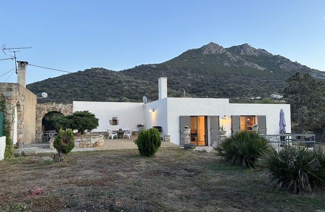 Villa lozari 3 min from the beach