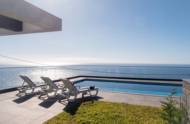 Villa Luxe by Atlantic Holiday