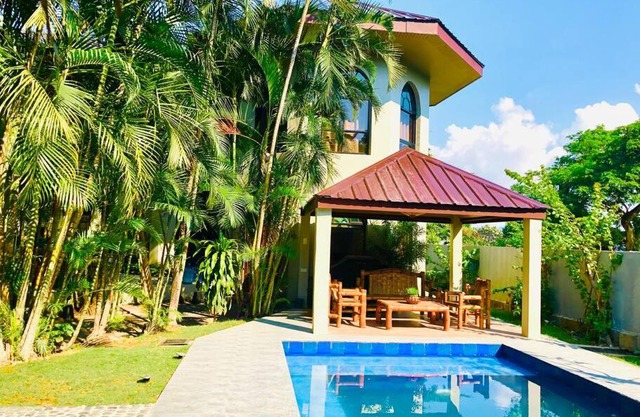 VILLA MAHA with private pool