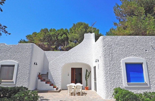Villa Marechiaro 50 m from the sea, 3 bedrooms, 2 bathrooms