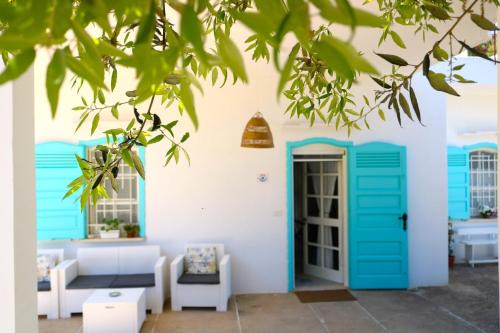 Villa Maria in Puglia con pineta vicino al mare