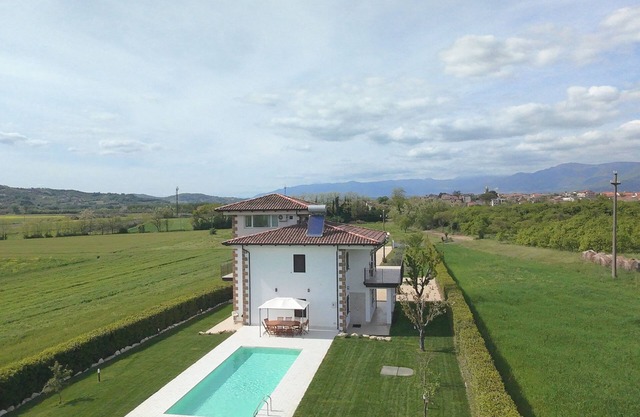 Villa Mariarosaria - Country villa with fireplace