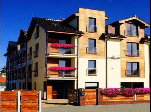 Villa Martii Władysławowo - Apartamenty i Pokoje z Aneksami Kuchennymi