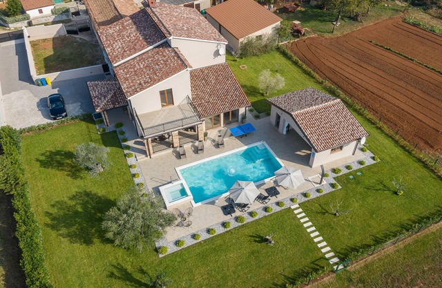 Villa MATTUZZI (Istria - Loborika)