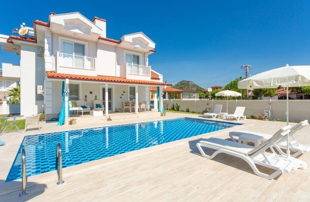 Villa Mina - Five Bedroom Villa, Sleeps 10