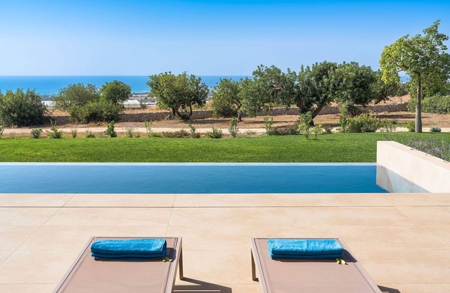 Villa Miriam with swimming pool - My Rental Homes