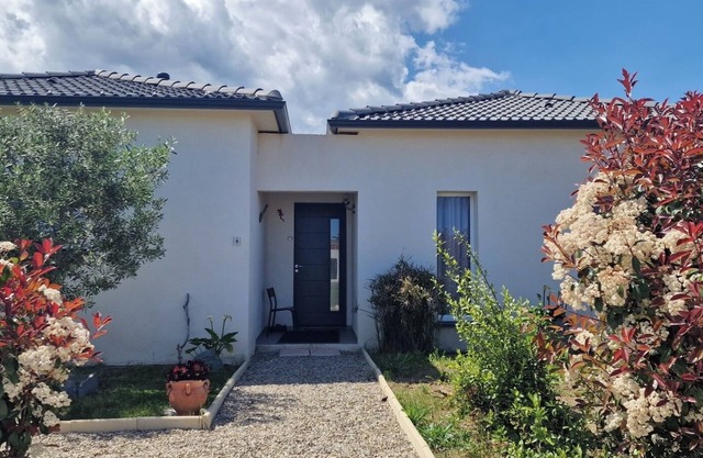 Villa Moderne Avec Jardin à 300 m du Bord de mer