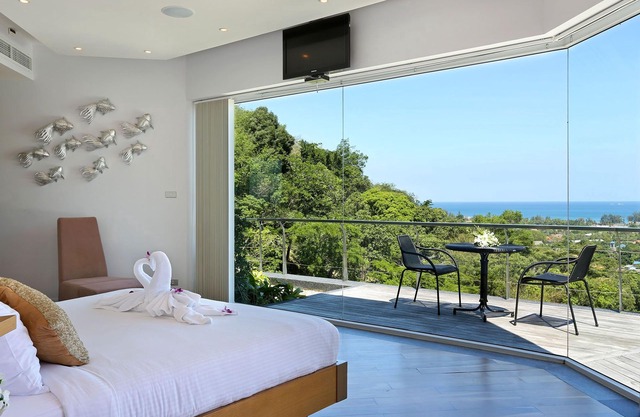 Villa Namaste-6BR Seaview,5mins to beach