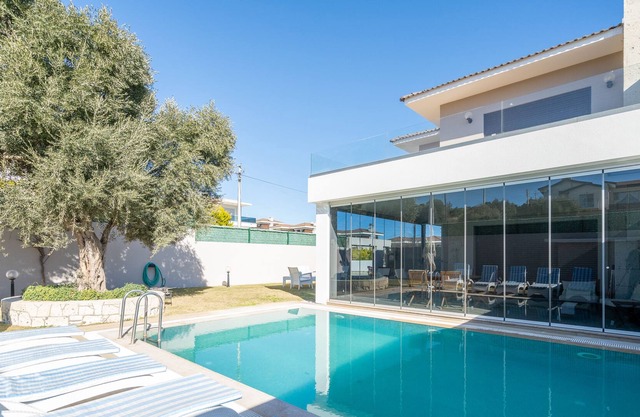 Villa Near the Beach in Cesme - AWZ 109