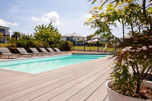 Villa neuve avec piscine vue sur mer pour 9