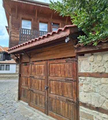 Villa Nikoli