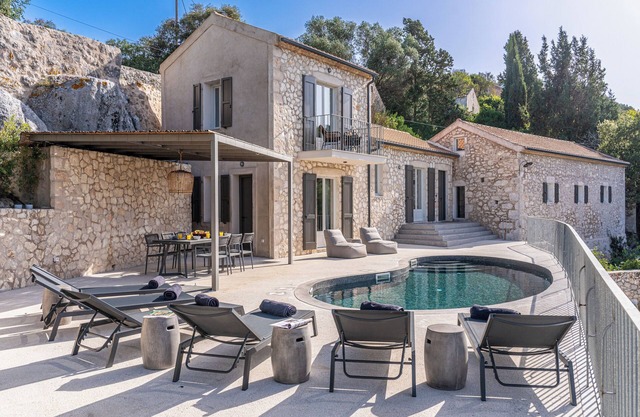 Villa Nónna, 18th century house renovated in 2023