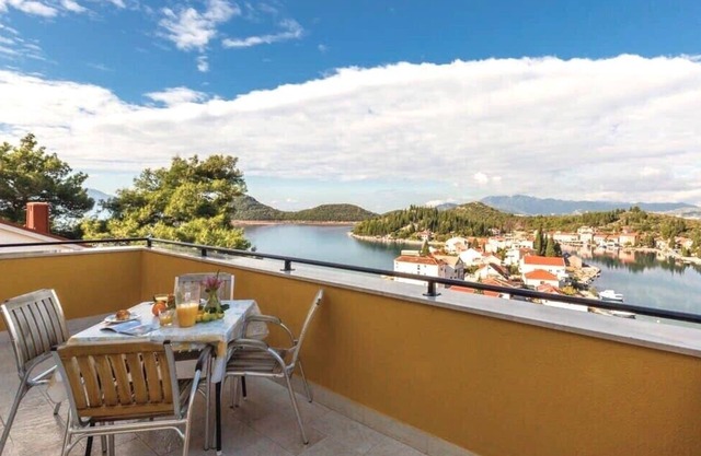 Villa Nostra Vita/Apartment with Sea view 8