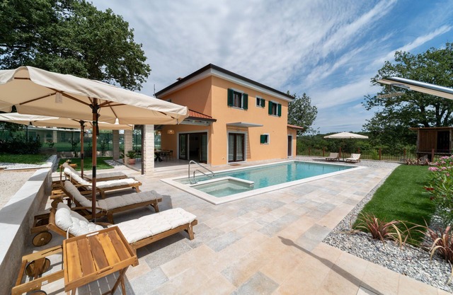 Villa Old Oak (V0181-K1) - Umag