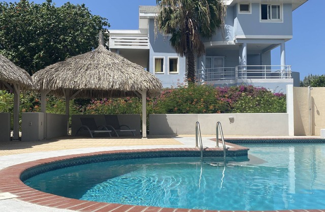 Villa on foot to Mambo Beach