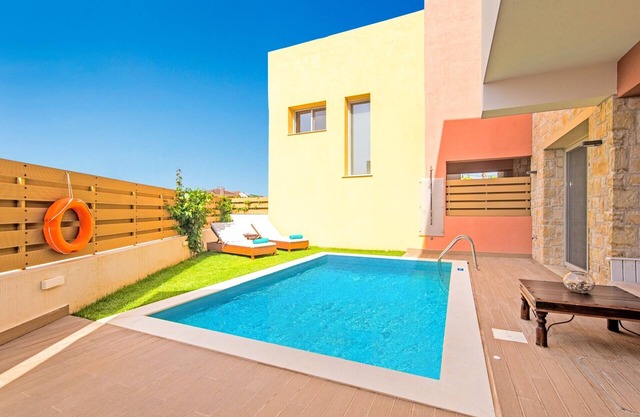 Villa Petra Gouvia by Villa Plus