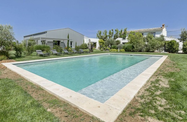 Villa Platane - Five Bedroom Villa, Sleeps 10
