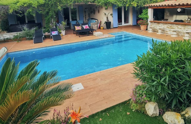 Villa Plein sud 120 m2, Terrain 1000 m2- Piscine- 8 Personnes 3 Belles Chambres