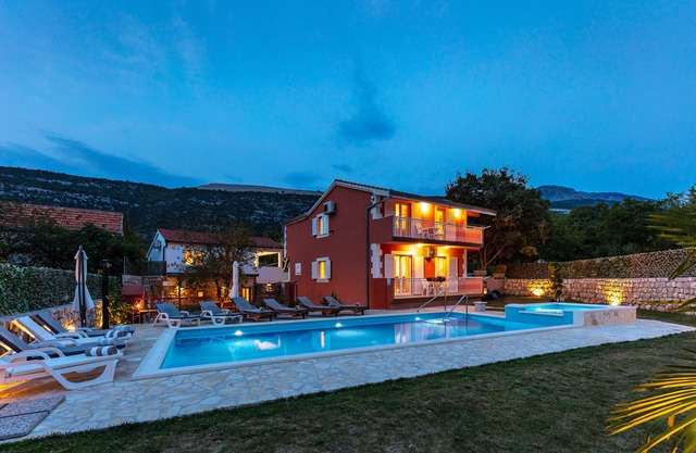 Villa POQUITO, heated pool - Zagvozd, Makarska region