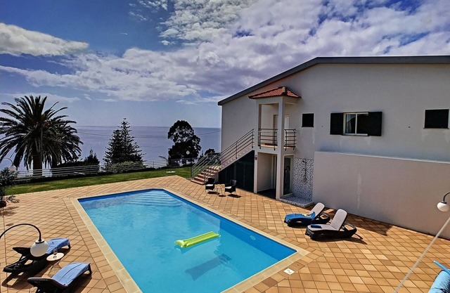 Villa Prainha by LovelyStay