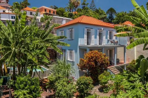 Villa Quebra Costas by An Island Apart