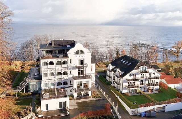 Villa Rex Shell