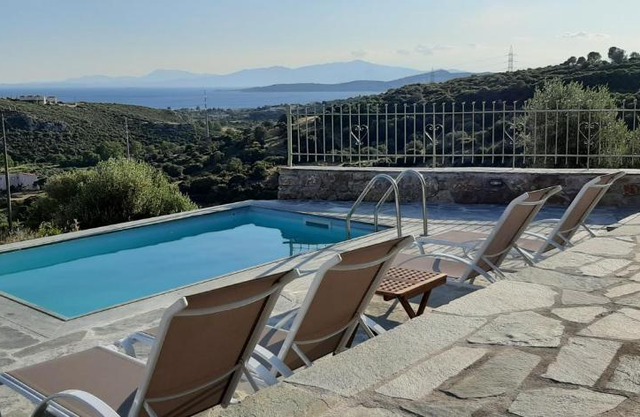 Villa Rokanes Glass Stone with Pool