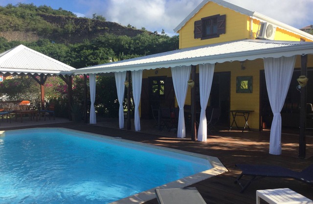 VILLA ROSE PORCELAIN WITH POOL, 800 M FROM THE BEACH DIAMOND