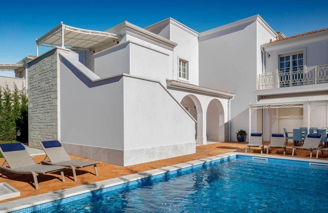 Villa Sajeta - Four Bedroom Villa, Sleeps 8