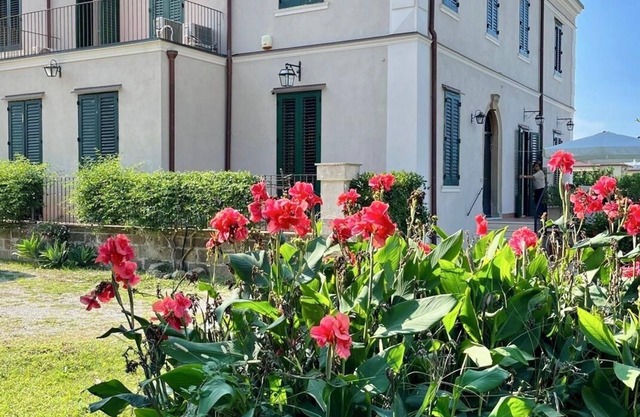 Villa Santa Lucia, just minutes from the sea and downtown
