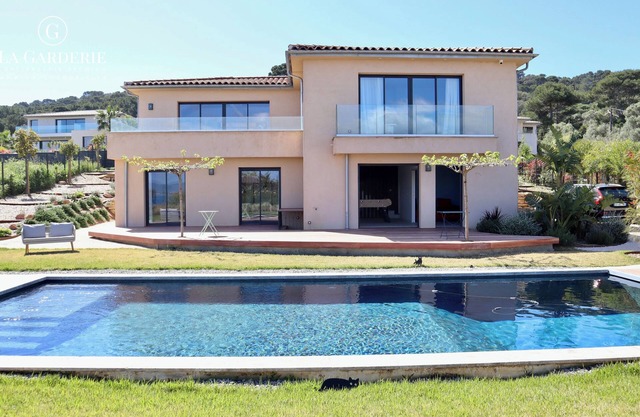 Villa Seabel - le standing avec piscine et vue mer