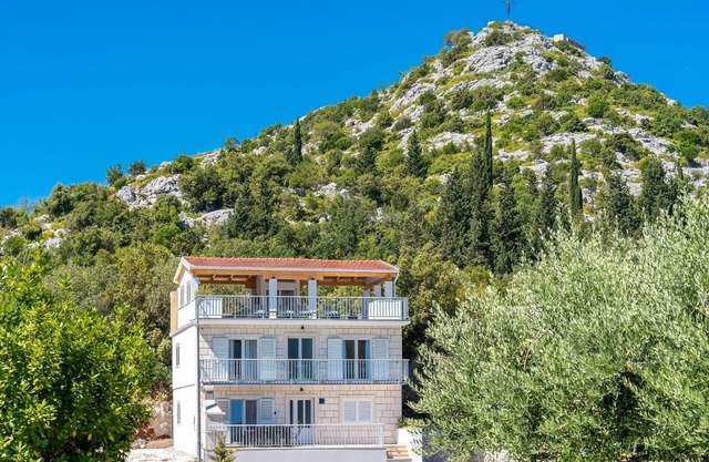 Villa SENKA - Four Bedroom Villa