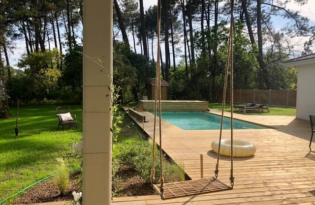 Villa Sophie, charming house 200 metres from the center of Cassy
