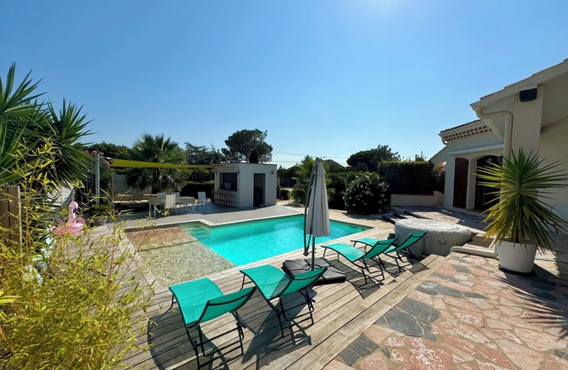 Villa Spacieuse Avec Piscine Privée