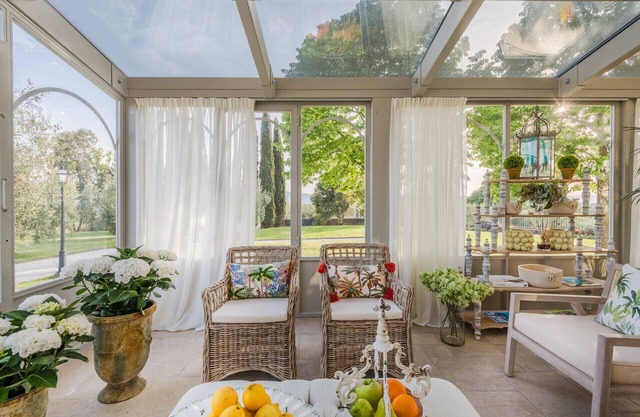 Villa Sunkiss: Luxury Farmhouse with Tuscan Flair at I Masi Winery
