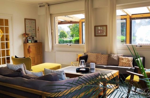 Villa Tamaris with very large garden!