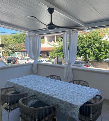 villa TiCia a 100 metri dalla spiaggia con parcheggio privato