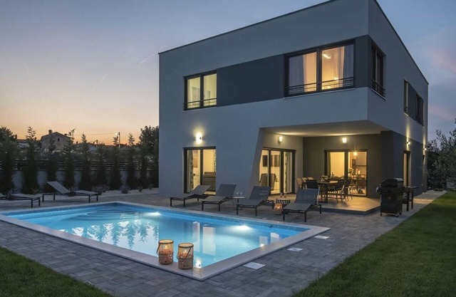 Villa Tika Comfortable holiday residence