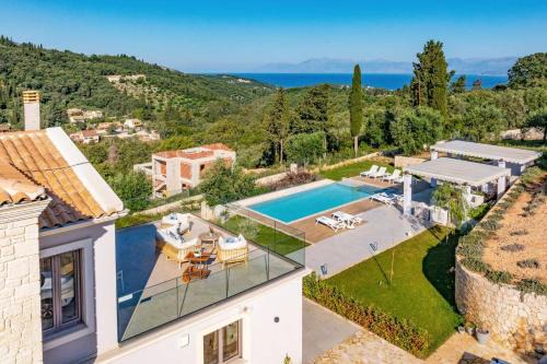 Villa Tila by Villa Plus