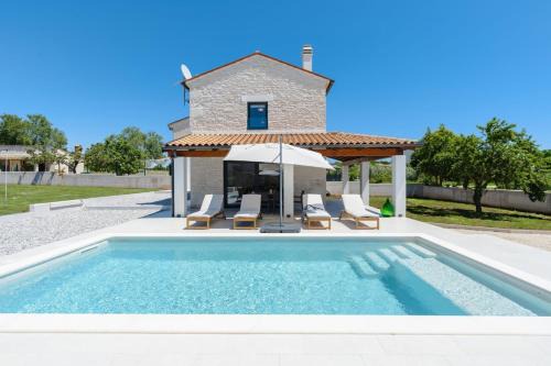 Villa Tonka